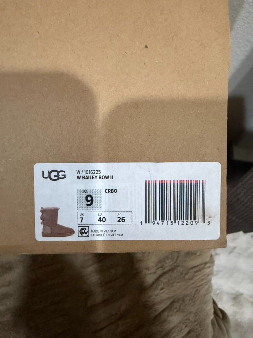 UGG Bailey Bow II Chestnut Sheepskin Boots Women's Size 9 w/ Original Box - Picture 15 of 15